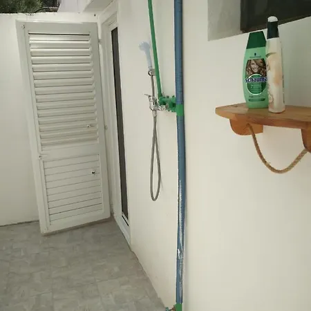 Holiday home Crni Gdinj