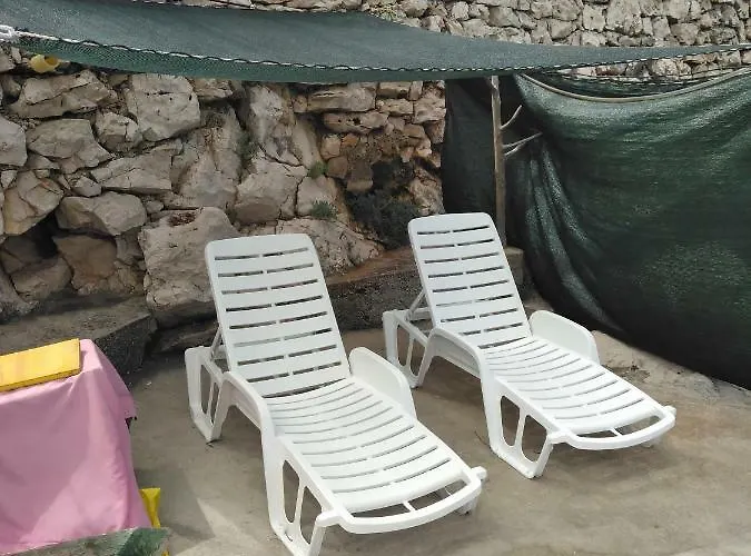 Crni Сasa de vacaciones Gdinj